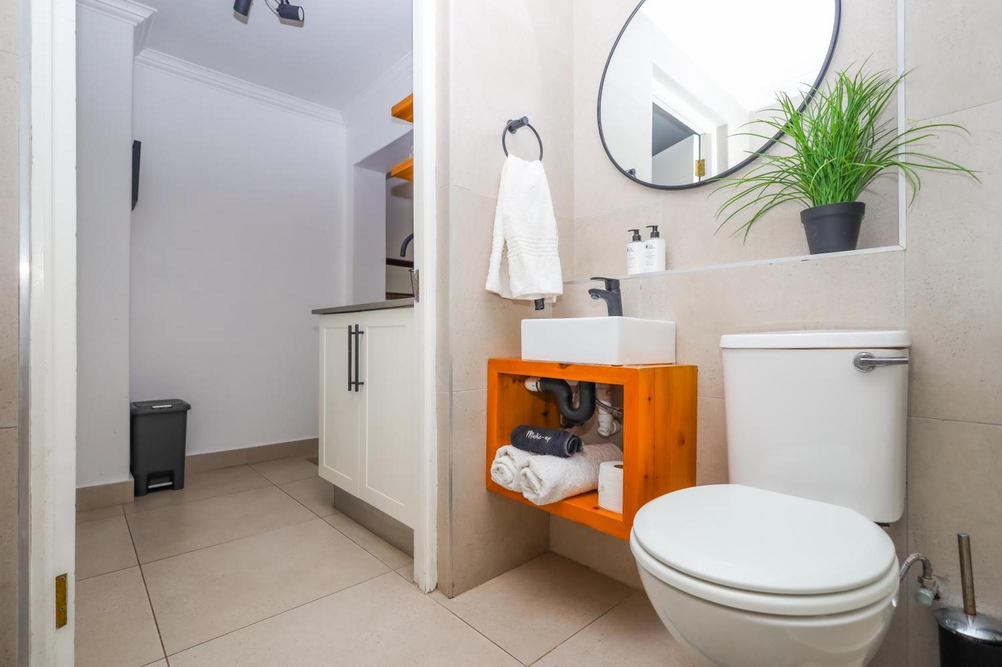 The Blue Door B&B شرق لندن المظهر الخارجي الصورة